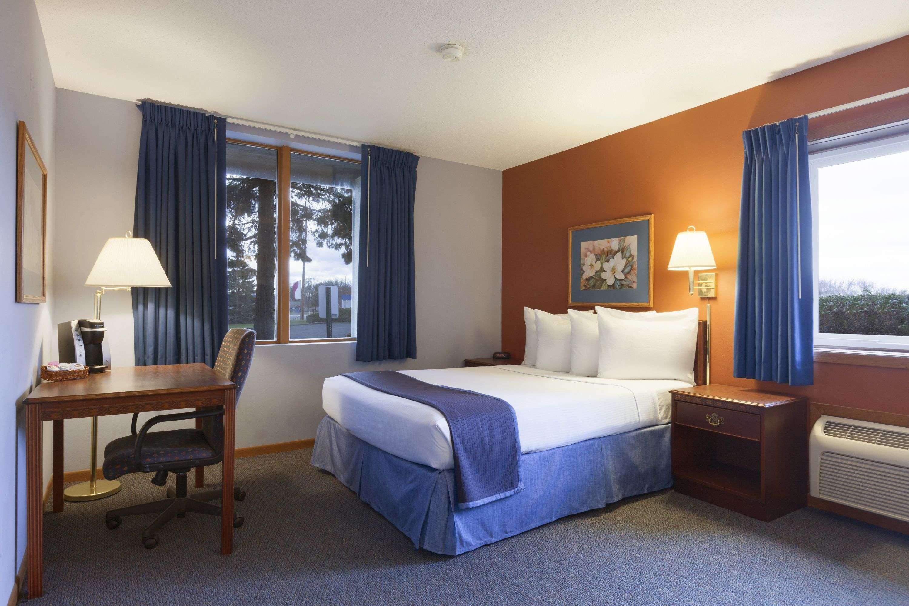Travelodge By Wyndham Motel Of St Cloud Сент-Клауд Экстерьер фото