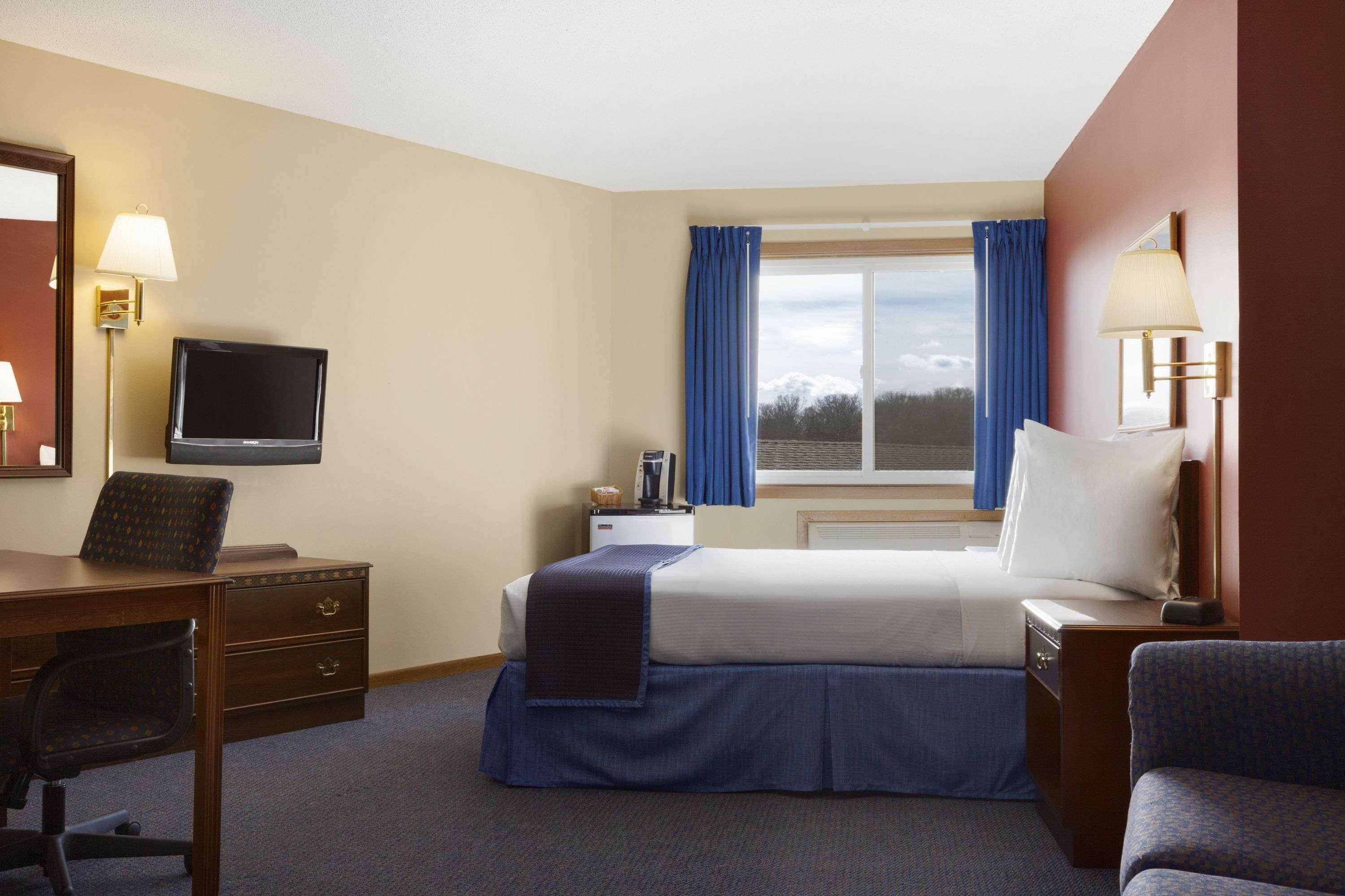 Travelodge By Wyndham Motel Of St Cloud Сент-Клауд Экстерьер фото